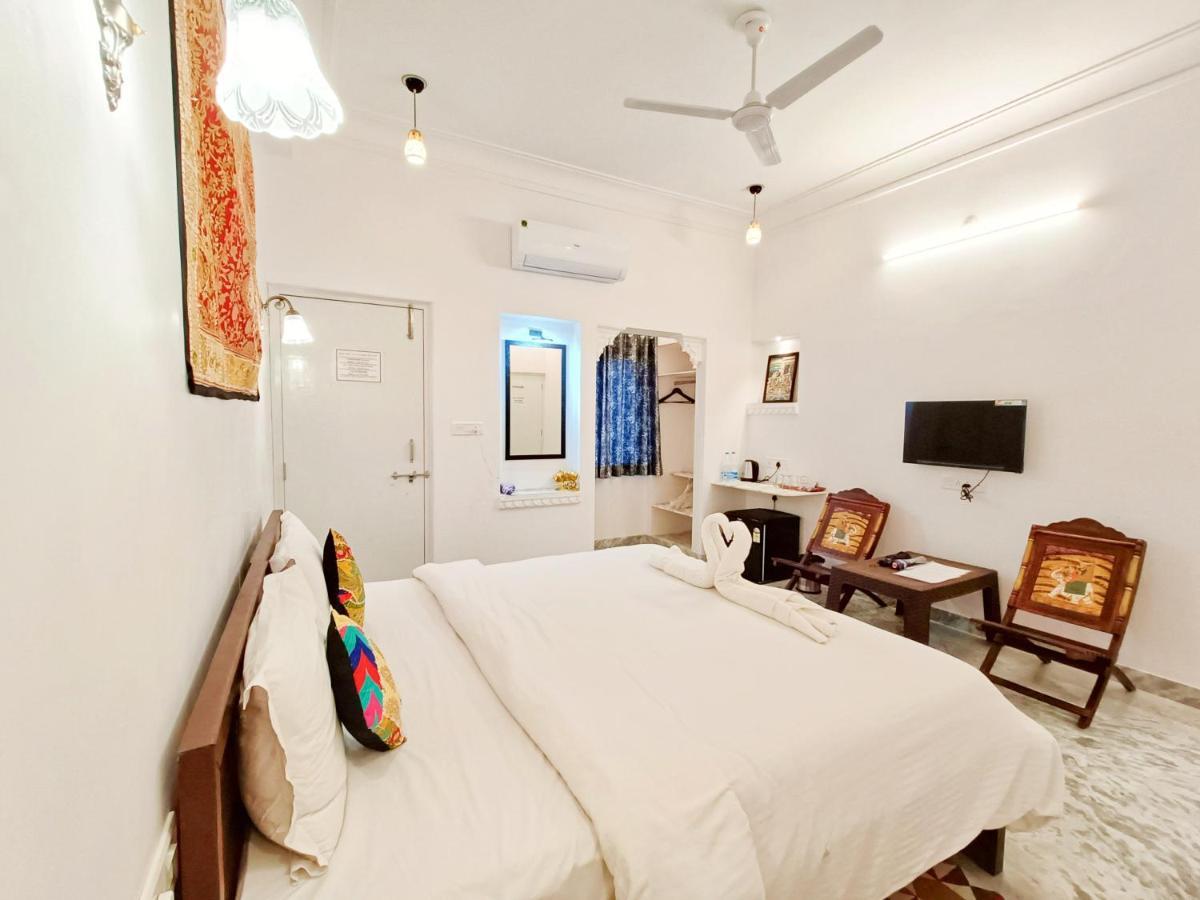 فندق Prakash Ji'S Haveli -Luxurious Lakeside Retreat- أُودايبور المظهر الخارجي الصورة