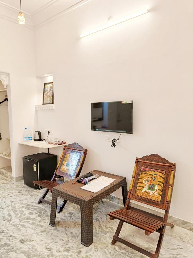 فندق Prakash Ji'S Haveli -Luxurious Lakeside Retreat- أُودايبور المظهر الخارجي الصورة