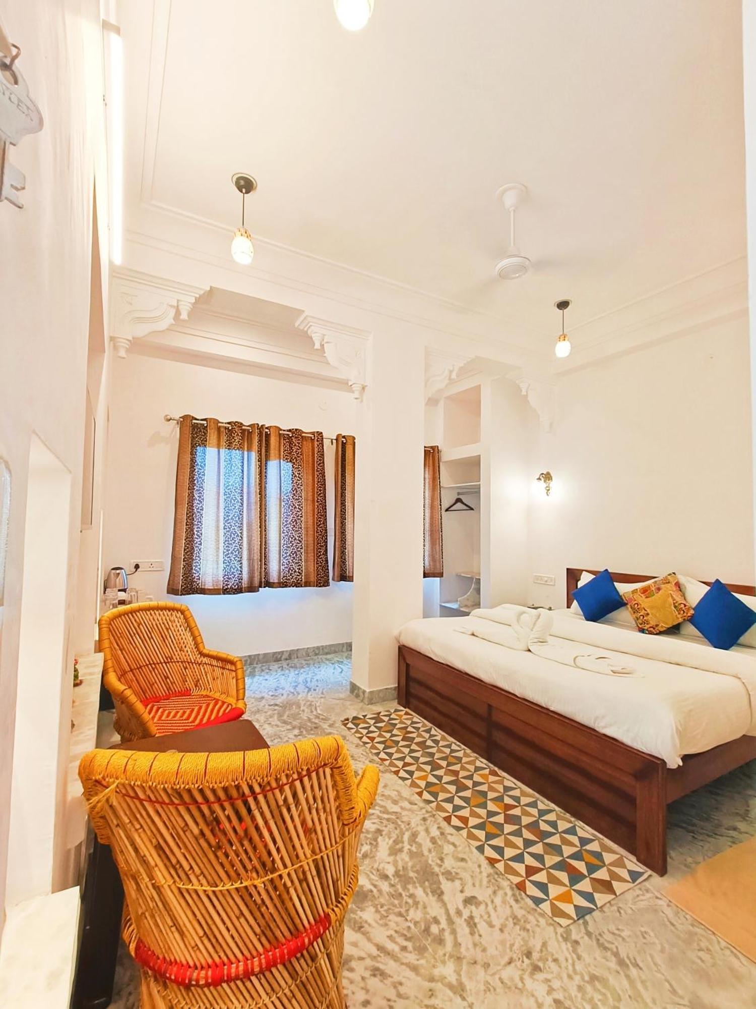 فندق Prakash Ji'S Haveli -Luxurious Lakeside Retreat- أُودايبور الغرفة الصورة